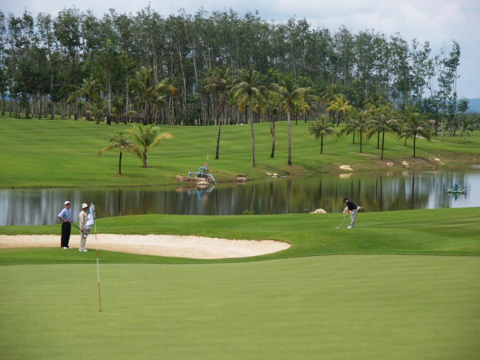 Mission Hills Phuket Golf Resort-Sha Extra Plus Por Bay Exterior foto