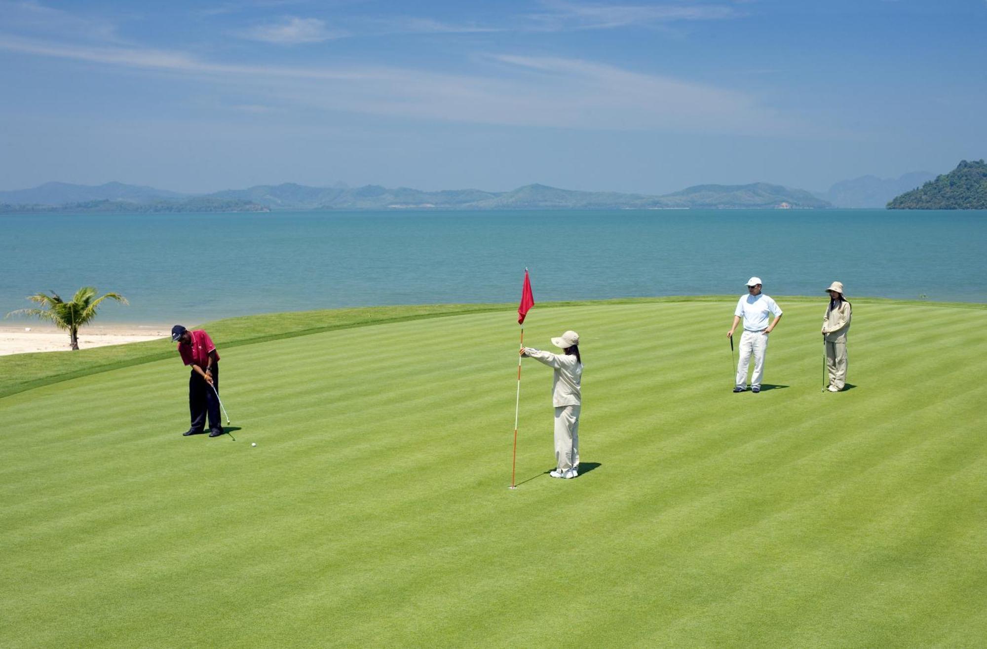 Mission Hills Phuket Golf Resort-Sha Extra Plus Por Bay Exterior foto